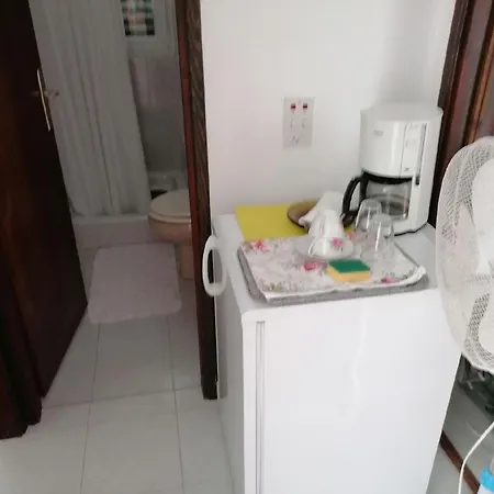 Apartment Gaestezimmer Mit Balkon