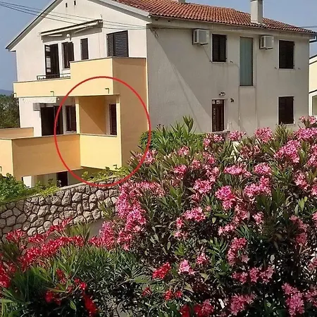 Gaestezimmer Mit Balkon Novi Vinodolski