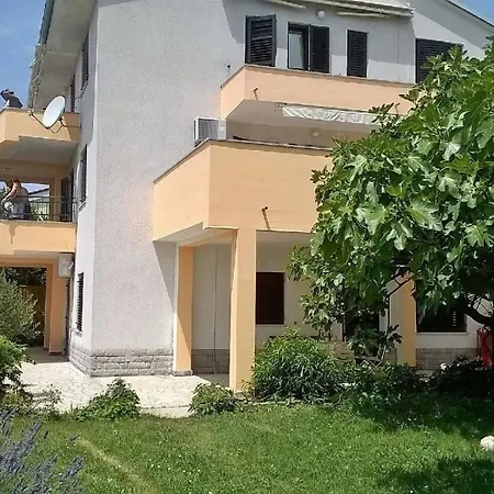 Gaestezimmer Mit Balkon